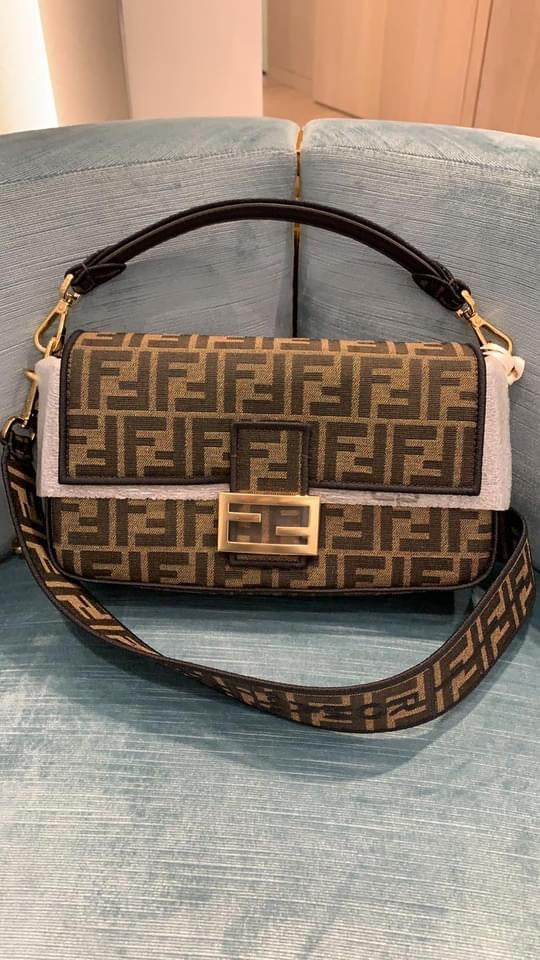 Fendi Baguette 法棍